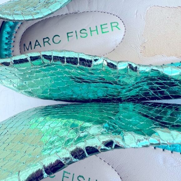 *** Marc Fisher Metallic Ballet Flats w/ Bow Accent - Calandre ( JJ) - Picture 4 of 8